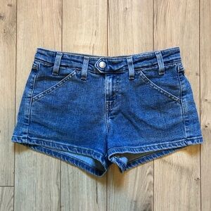 Women’s Vintage Y2K Levi’s Red Tab Denim jeans shorts size 3
